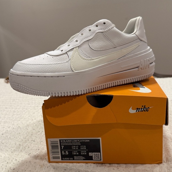 nike blazers low platform youth